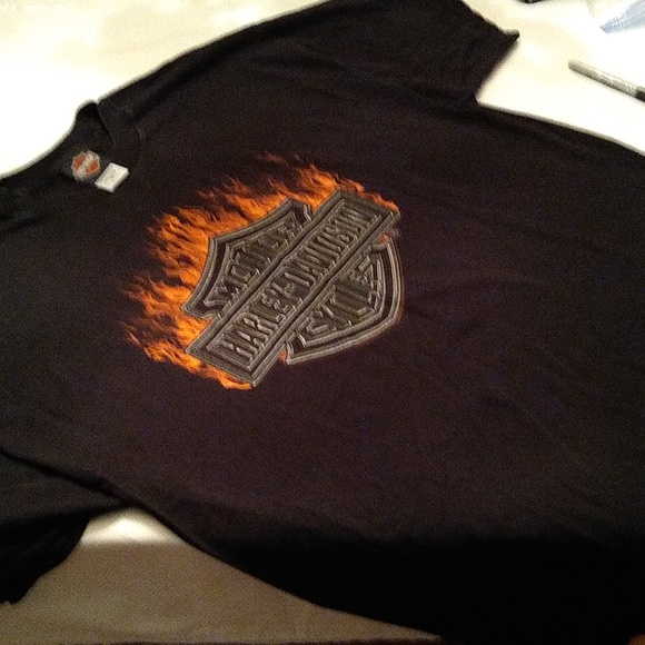 Harley-Davidson T-Shirt - Picture 2 of 7